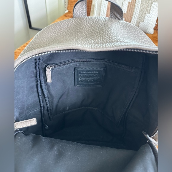 Michael Kor’s Men’s Collection Pebble Leather Backpack - Picture 3 of 4